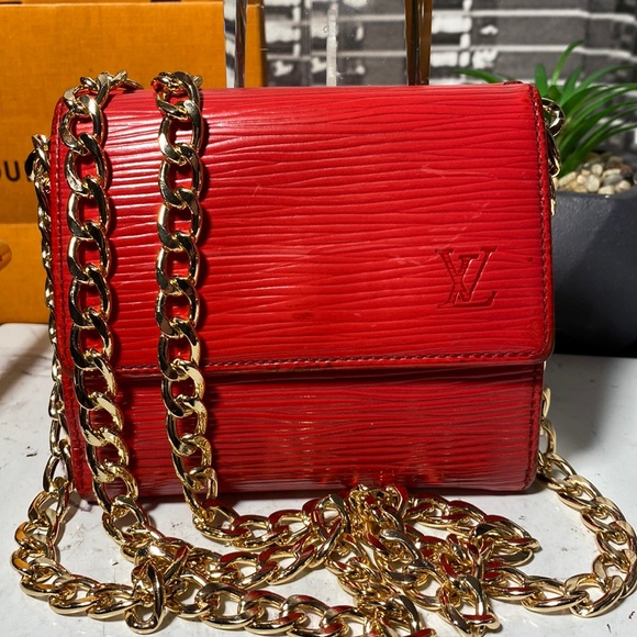 Louis Vuitton Handbags - Authentic ❤️Louis Vuitton Epi Wallet